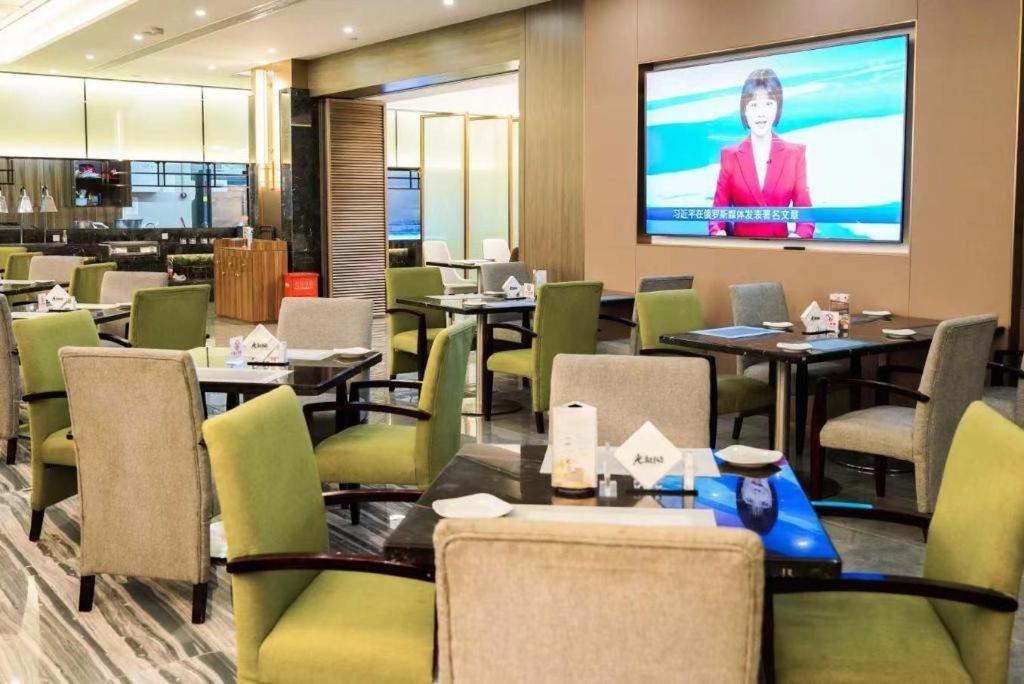Hubei Poly Hotel Wuhan Exterior foto