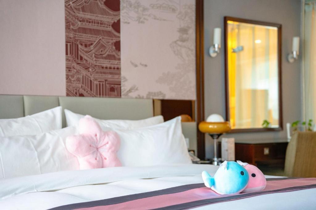 Hubei Poly Hotel Wuhan Exterior foto