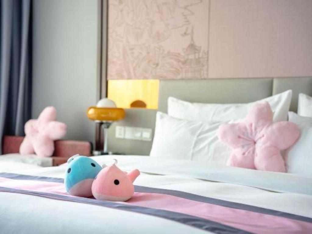 Hubei Poly Hotel Wuhan Exterior foto
