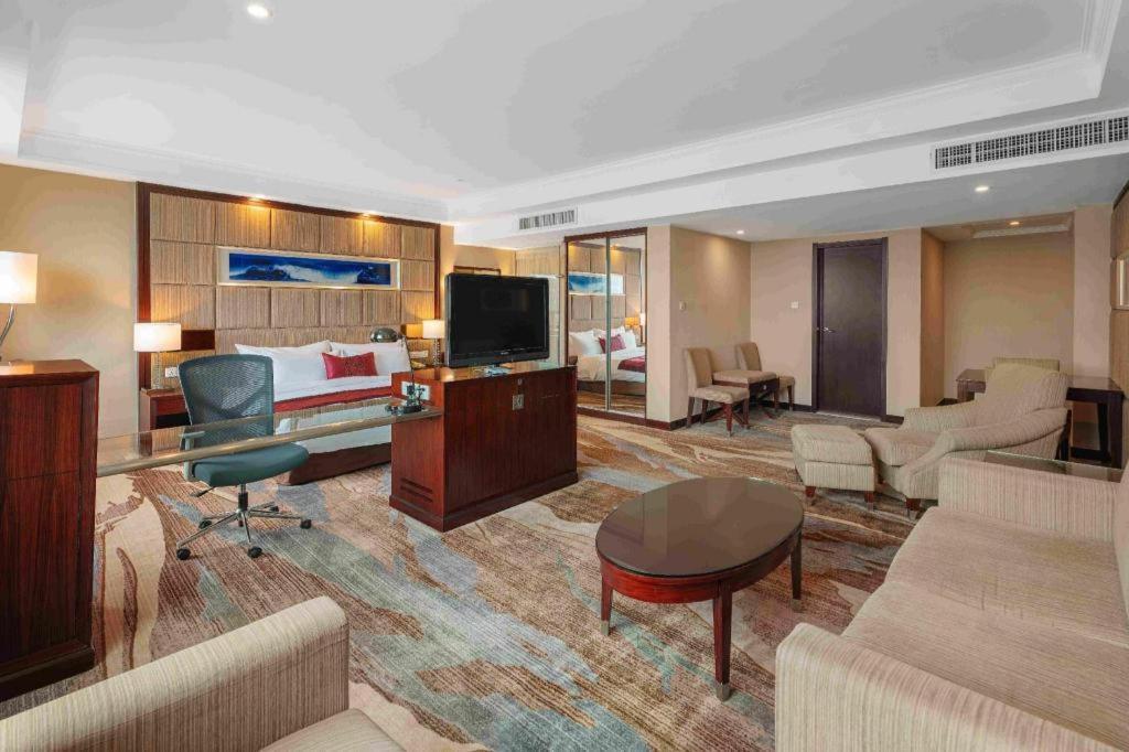 Hubei Poly Hotel Wuhan Exterior foto
