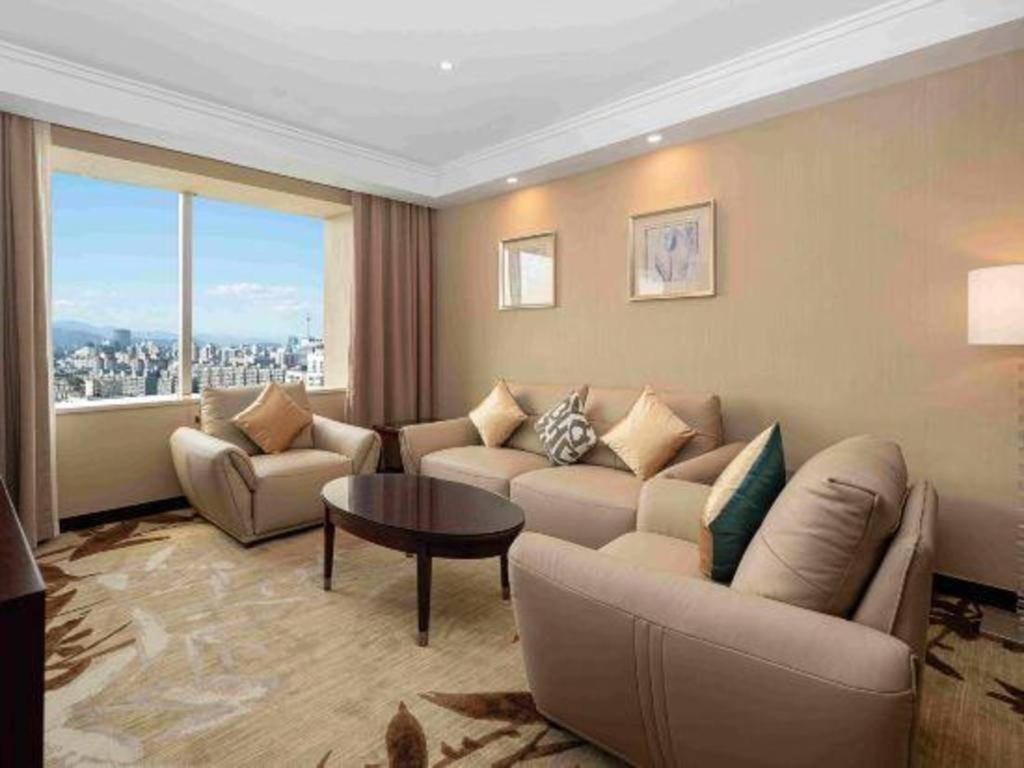 Hubei Poly Hotel Wuhan Exterior foto